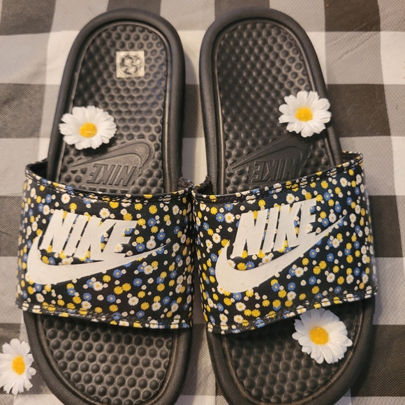 Nike slides - Picture 8 of 8